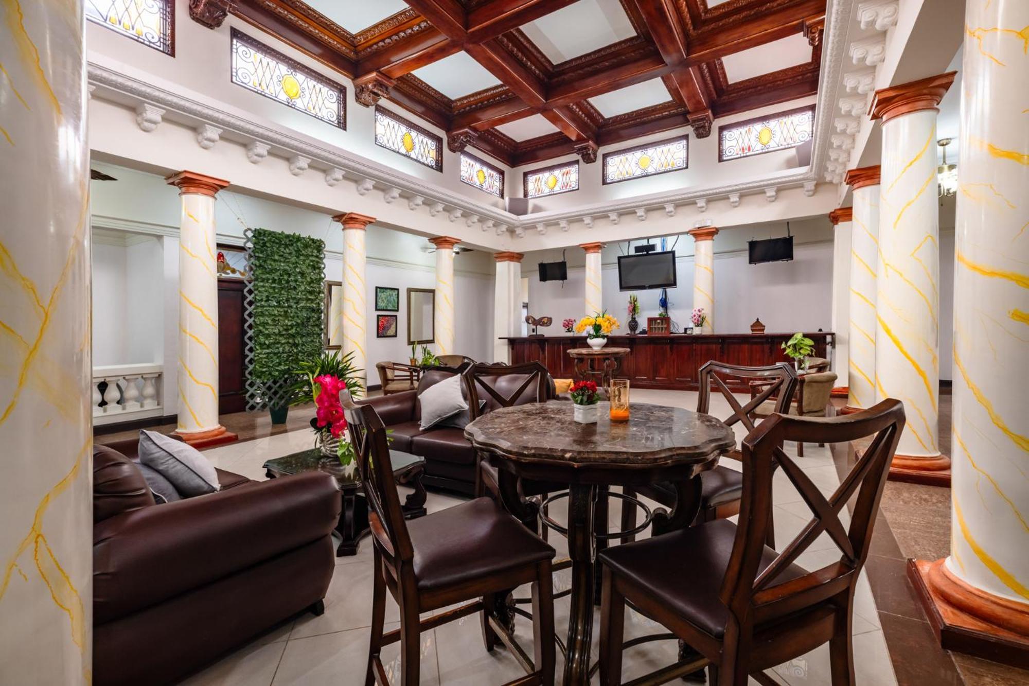 Hotel Majestad Сан-Хосе Экстерьер фото